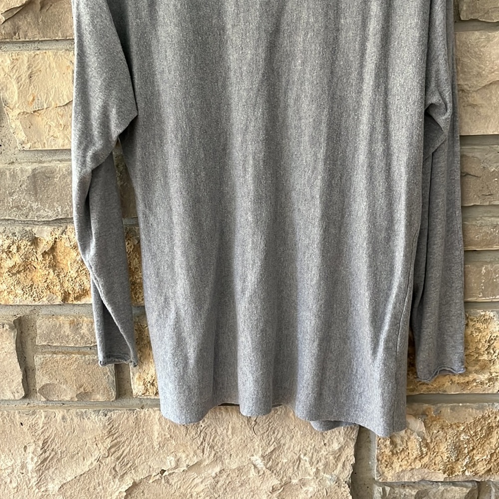 The Limited Light Grey Mock Turtleneck Sweater With Open Back Size Large - Picture 4 of 13